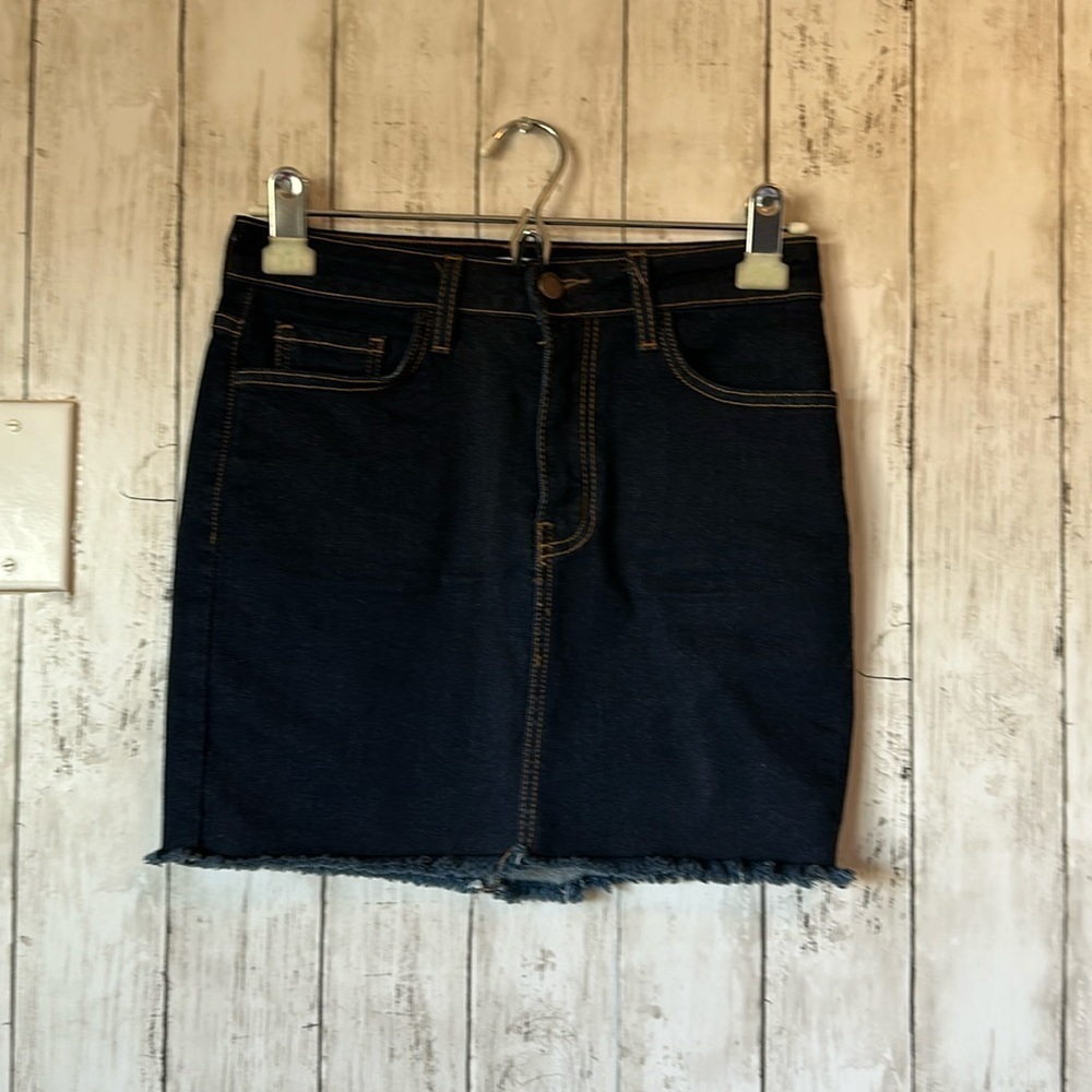 O2 Denim/Jean Mini skirt. Size XS - Picture 4 of 10